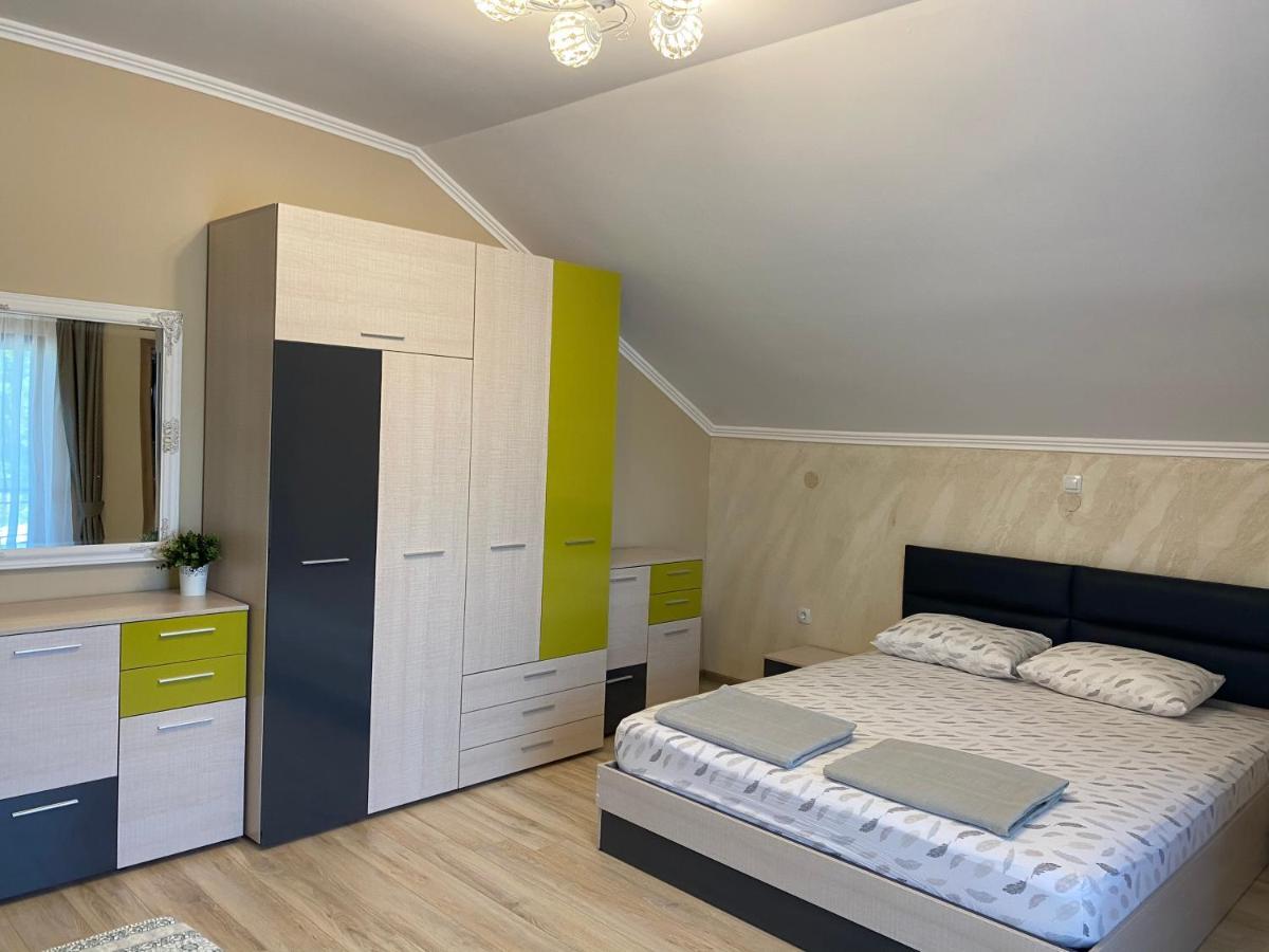 Guest House Costa 1 Karianí Zewnętrze zdjęcie